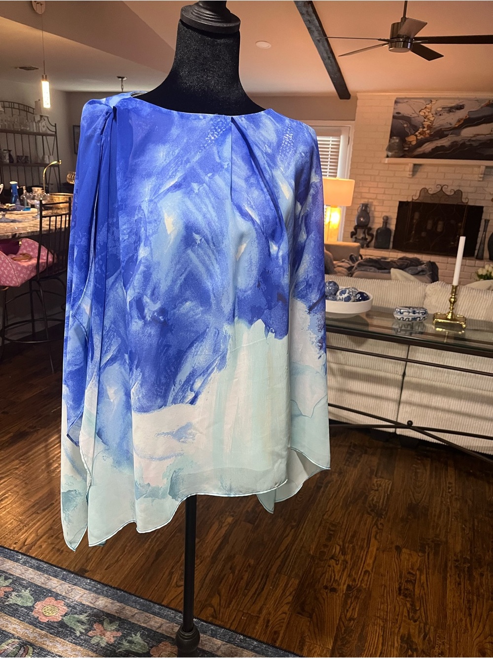 Tahari Blue & White Watercolor Print Blouse